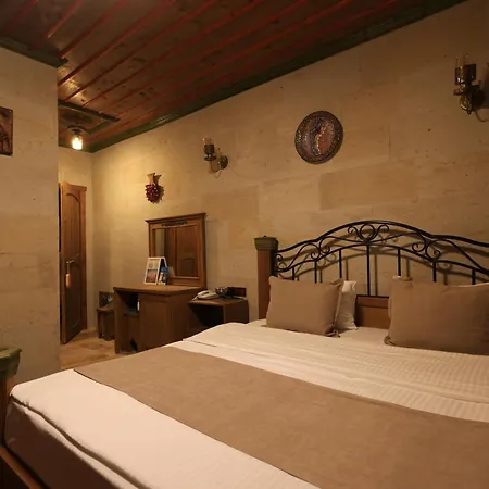 Katapa Stone House Hotel