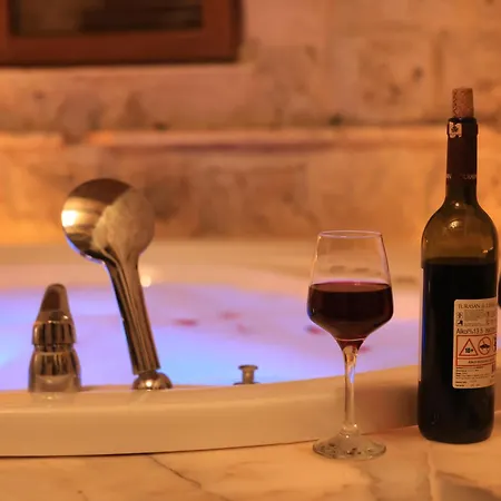 Katapa Stone House 2*