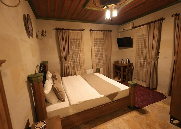 Katapa Stone House Hotel 2*