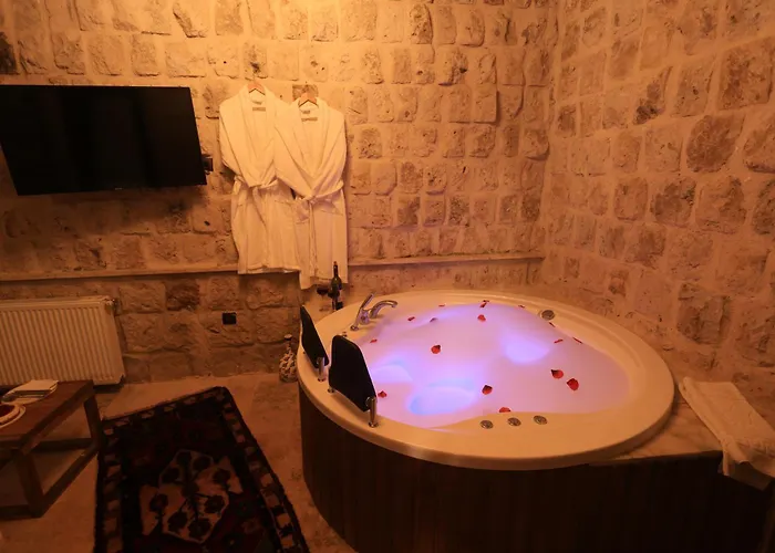 Hotel Katapa Stone House