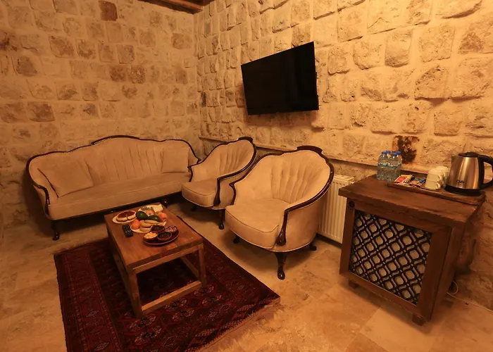 Katapa Stone House 2*