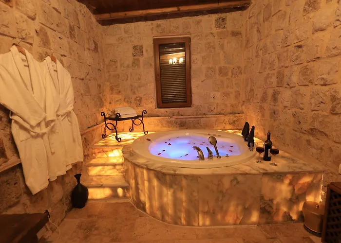 Katapa Stone House Hotel 2*